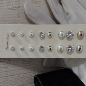 8pc  Cubic Zirconia Pearl Silver & Gold plated earrings New